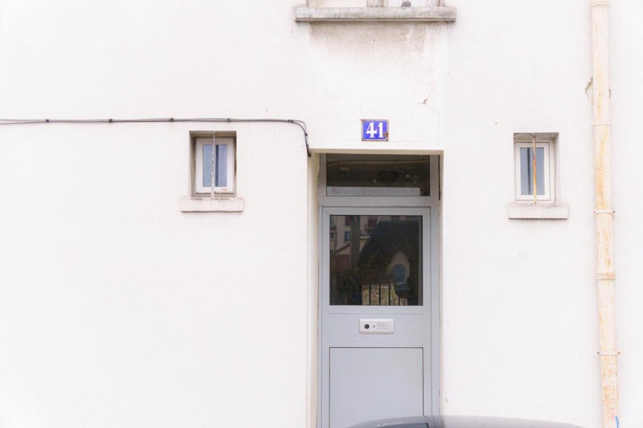 Appartement Chaleureux A Alfortville Bagian luar foto
